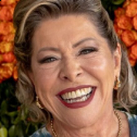 Graça Yoda, consultora Foco Mulher em Brasília, sorrindo